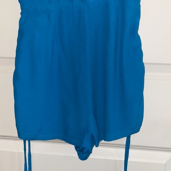 Superdown Romper - Picture 7 of 10